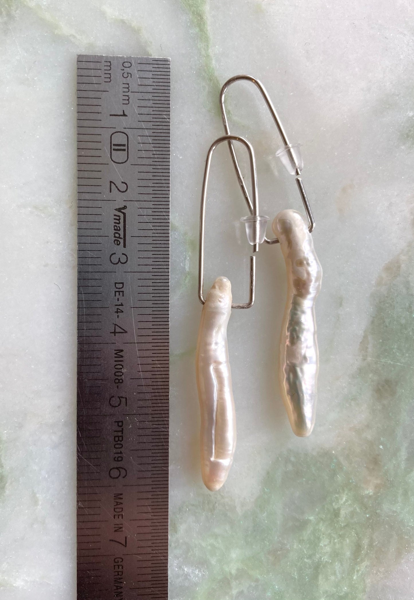 Pearl dangle earrings