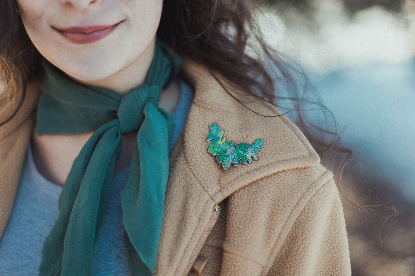 Plant wreath pin