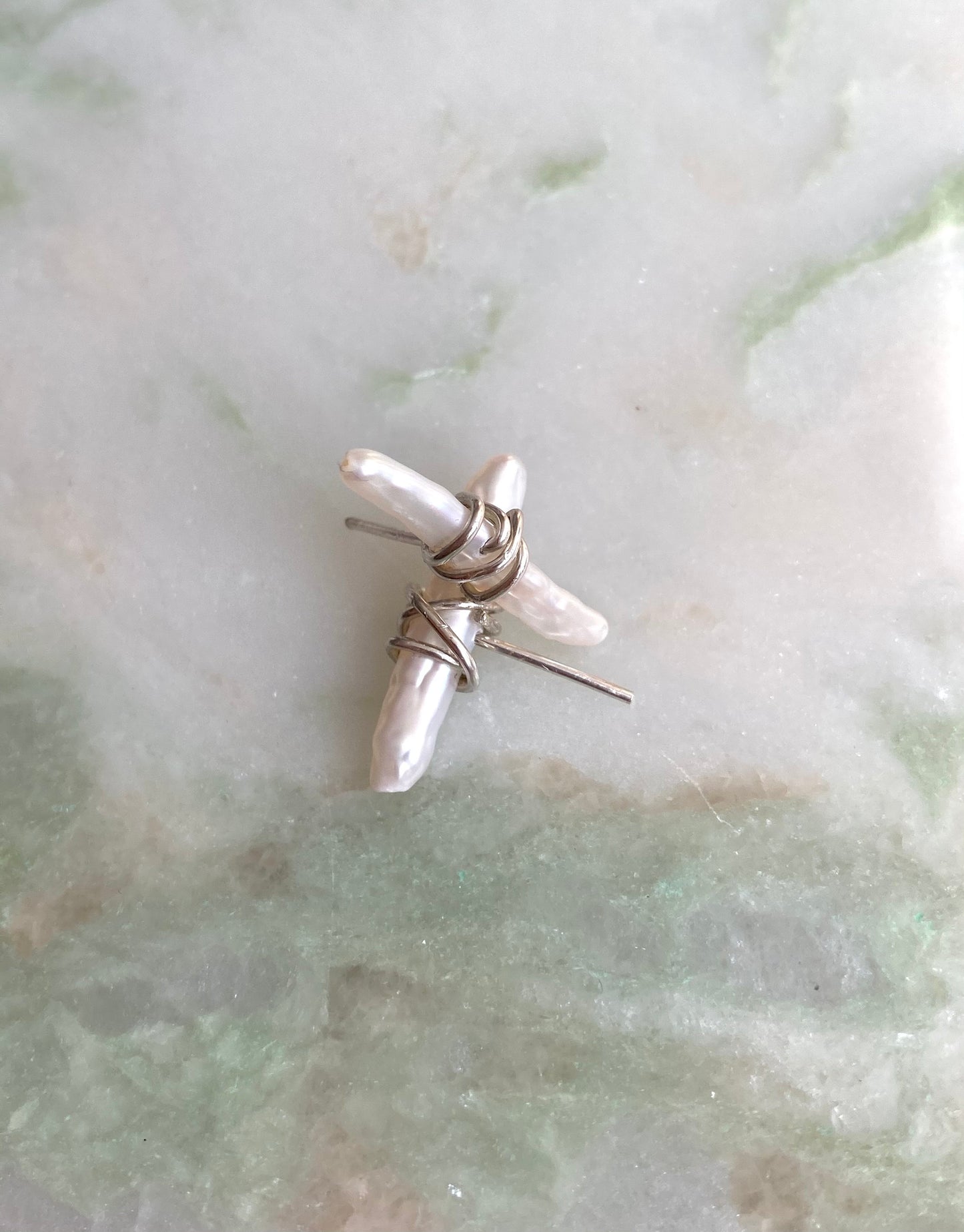 Edua earrings, pearl and silver wrap earrings