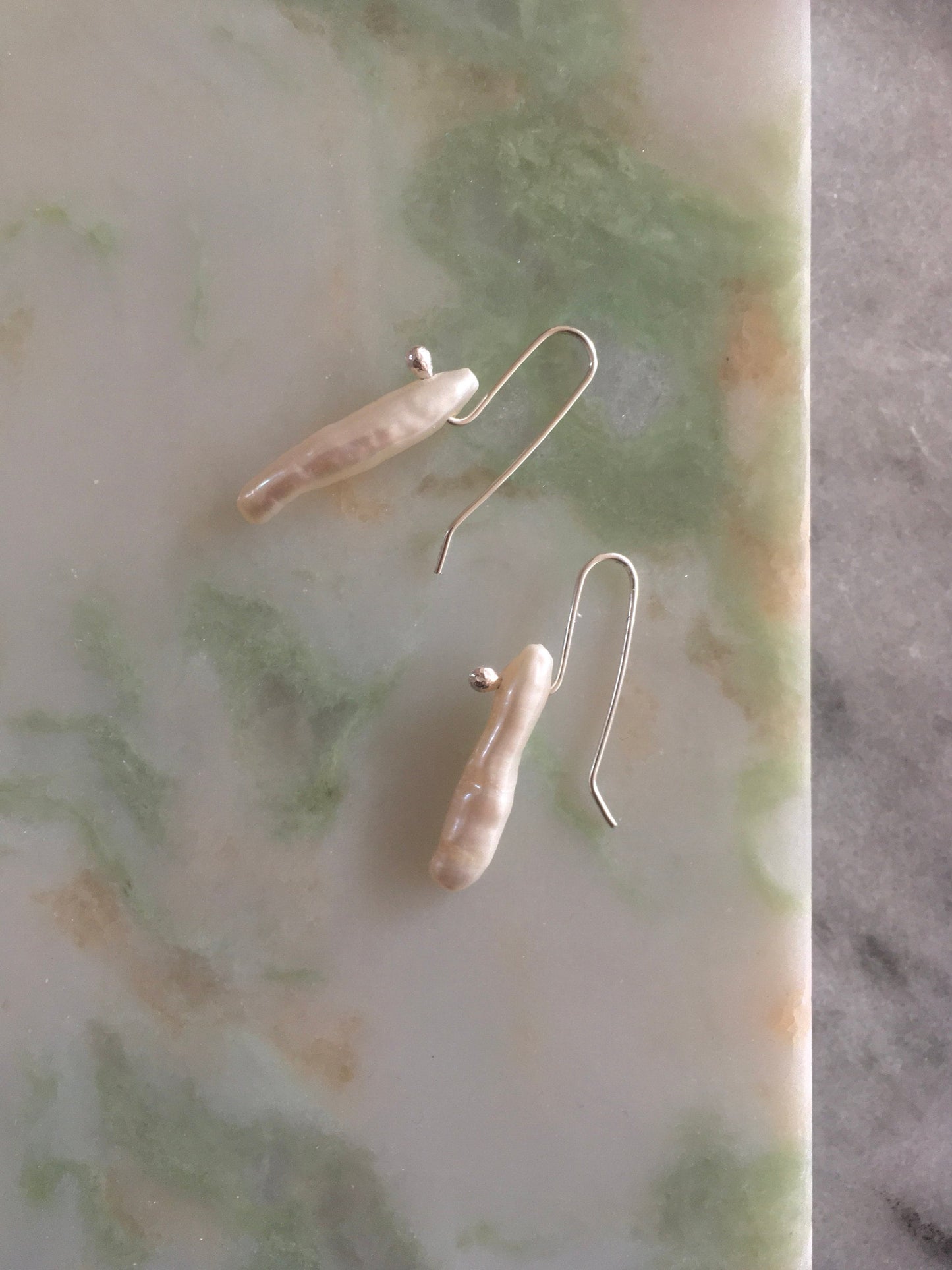 Pearl dangle earrings